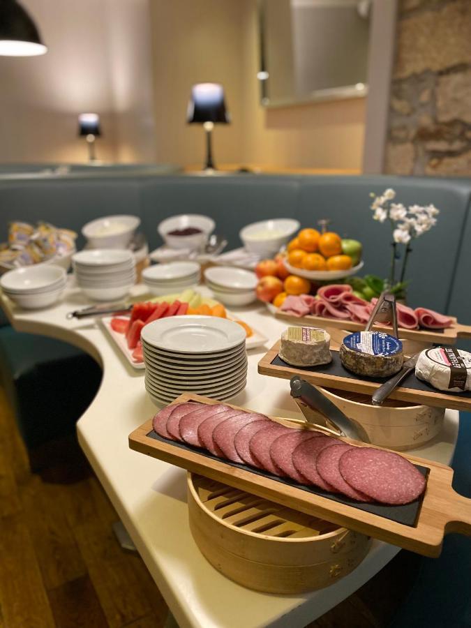 טרורו Mannings Hotel מראה חיצוני תמונה